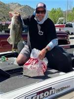 Keith Rini 1st Place 17.84 lbs.
Big Fish 7.34 lbs